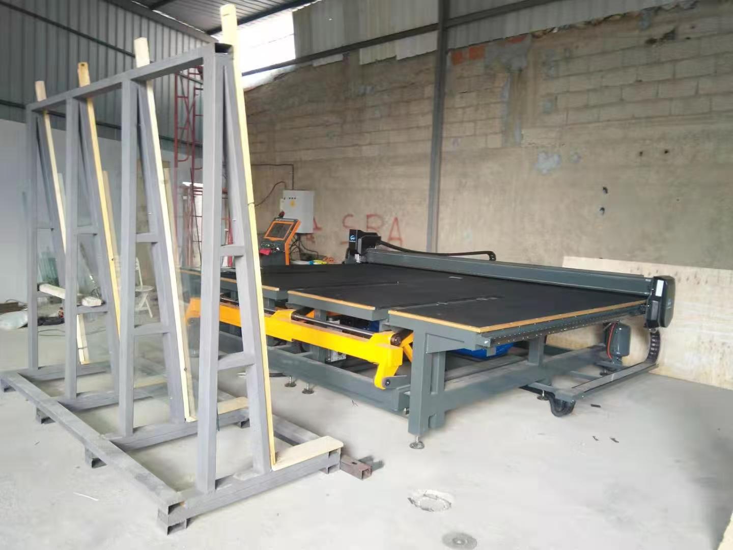 Glass cutting machine customer case 2019- Algeria